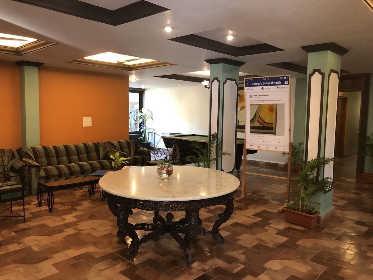 Sodder'S Gloria Anne Hotel แคนโดลิม ภายนอก รูปภาพ